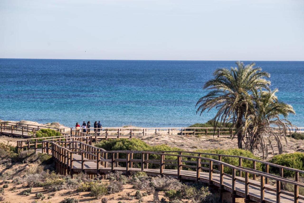 Vistas Al Mar Apartment Arenales del Sol Luaran gambar