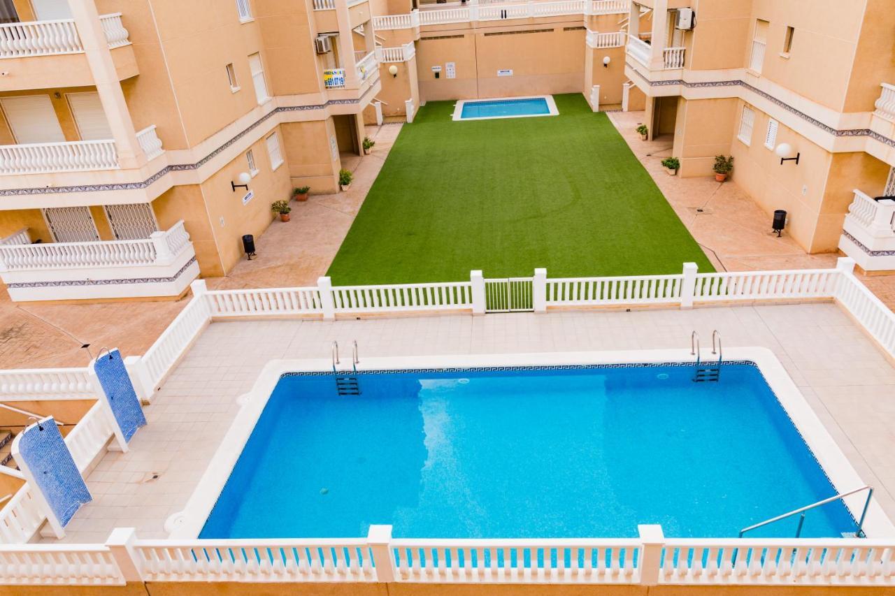 Vistas Al Mar Apartment Arenales del Sol Luaran gambar
